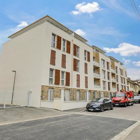 Appartement F2 De Haut Standing En Hypercentre Avec Jardin Prive A 270 M De La Gare De Mantes ! Kültér fotó